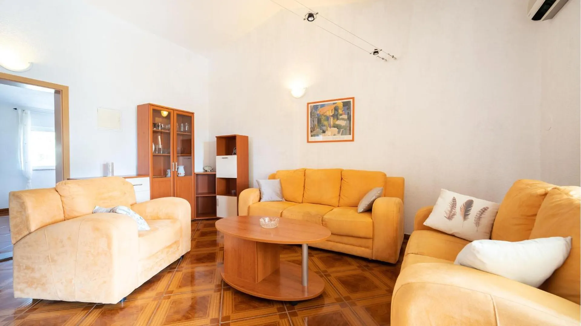 Nice Apartment In Starigrad Paklenica