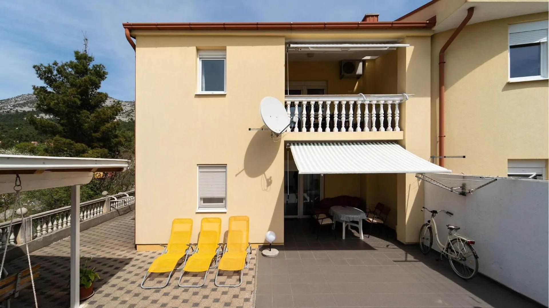 Nice Apartment In Starigrad Paklenica