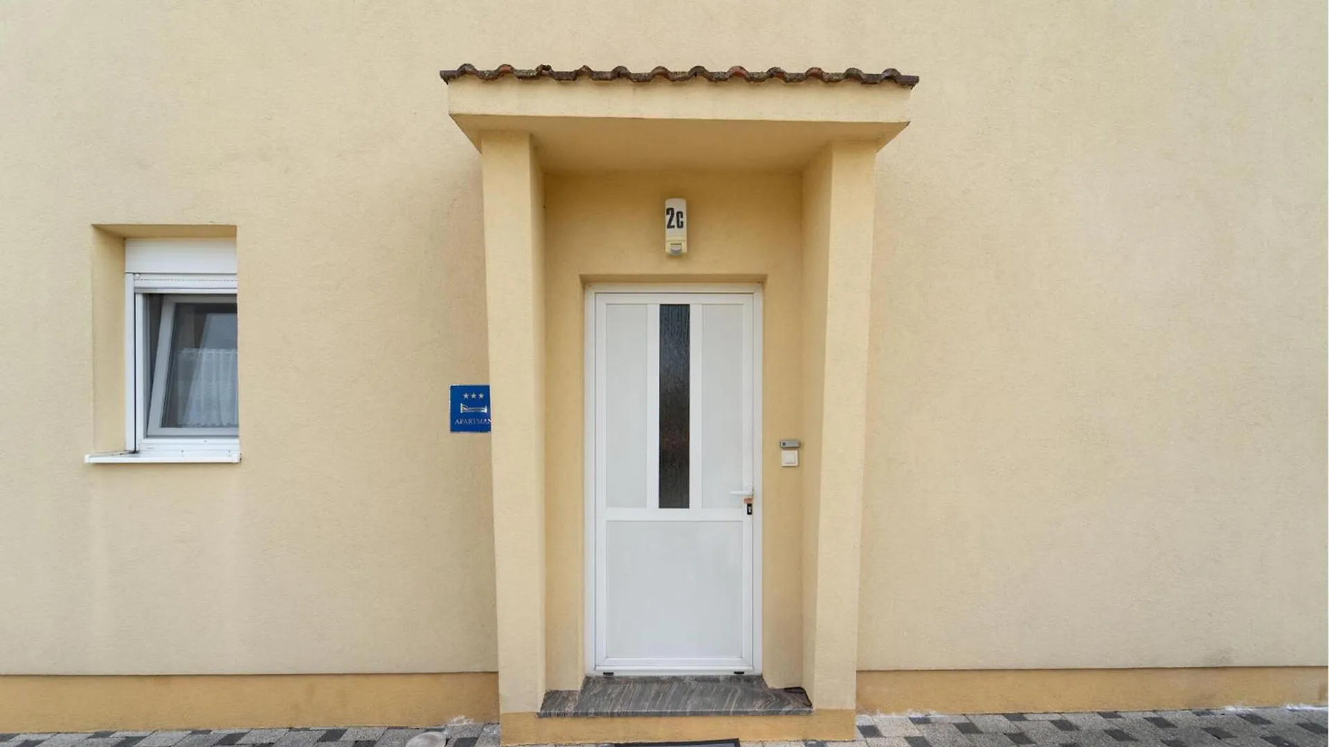 Nice Apartment In Starigrad Paklenica 0*,